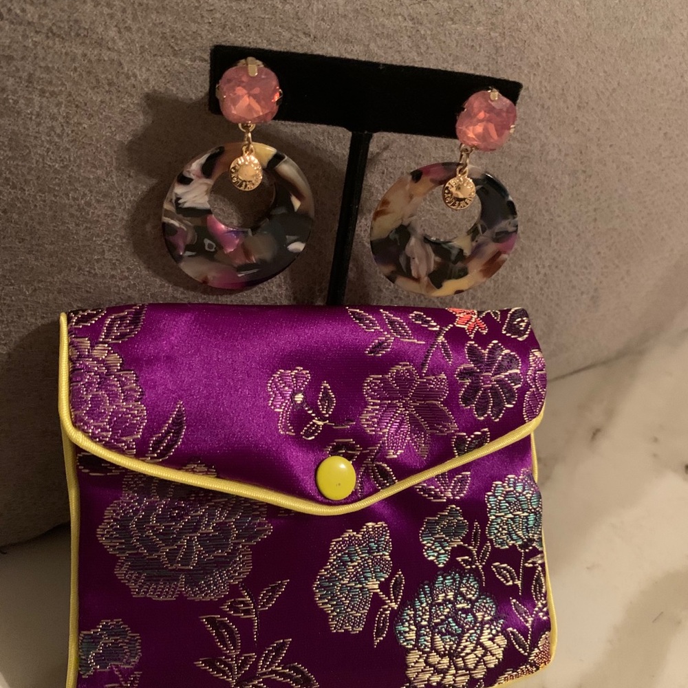 Earrings - Picture 3 of 5